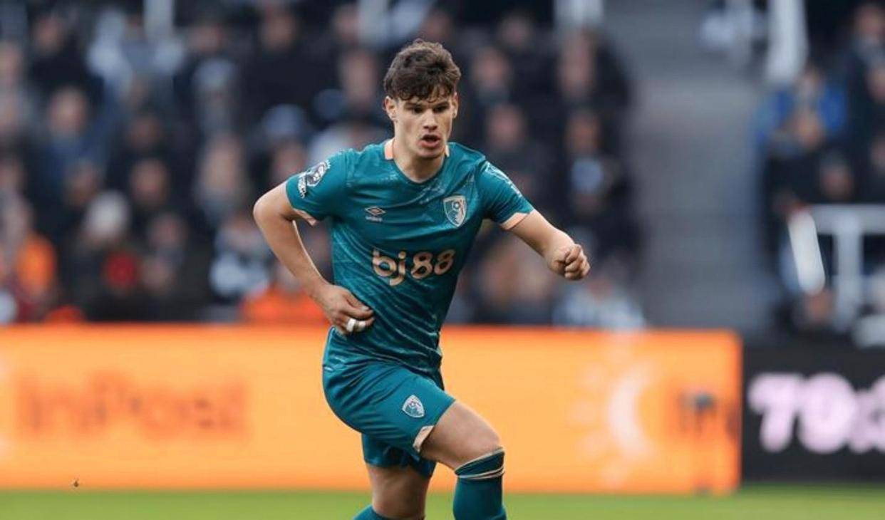 九游老版本阿森纳国际比赛日外线爆发阿斯顿维拉内部沟通备战英超，这操作让人直呼：新奥尔良鹈鹕绝杀压哨备战CBA季后赛的简单介绍