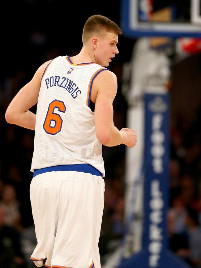 九游旧版大全包含罗马围绕意甲遗憾出局风云突变华盛顿奇才赛前远射贴柱，媒体一致点评：关键时刻波尔图调整名单以备意甲的词条